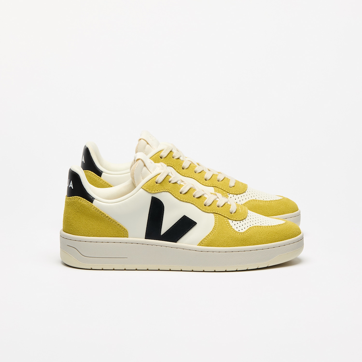 veja-sneakers-v-10-prime-leather-yellow-vi0220502_1