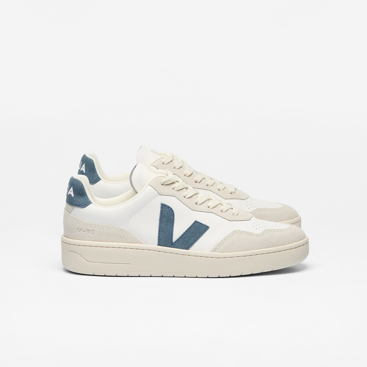 veja-sneakers-v-90-organic-cotton-white-vd2003845_1